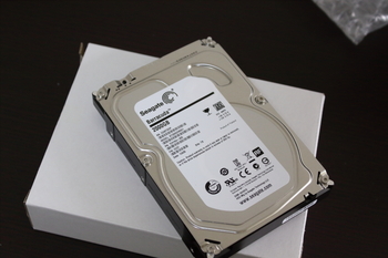 130728_HDD_2TB_ST2000DM001.JPG